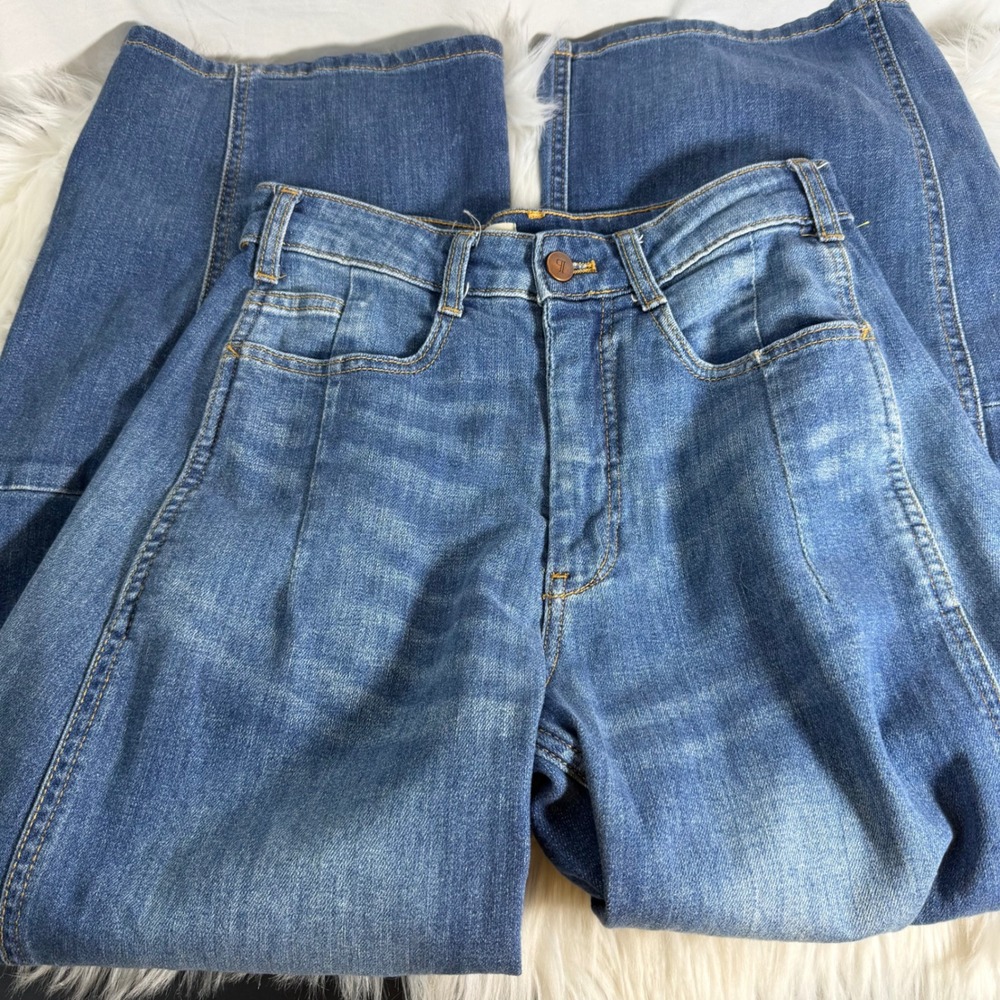 Anthropologie Pilcro The Wanderer High-Rise Barrel Wide Leg Jeans Blue 26 - Picture 4 of 10